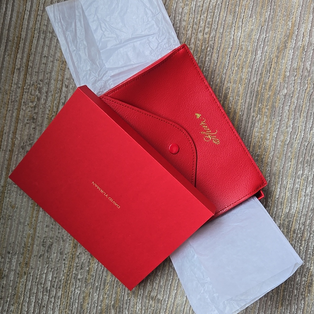 David Yurman Red Leather Clutch and Matching Gift Box - Picture 5 of 6